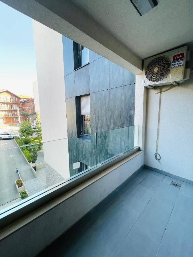 Tower Apartment Pristina Eksteriør bilde