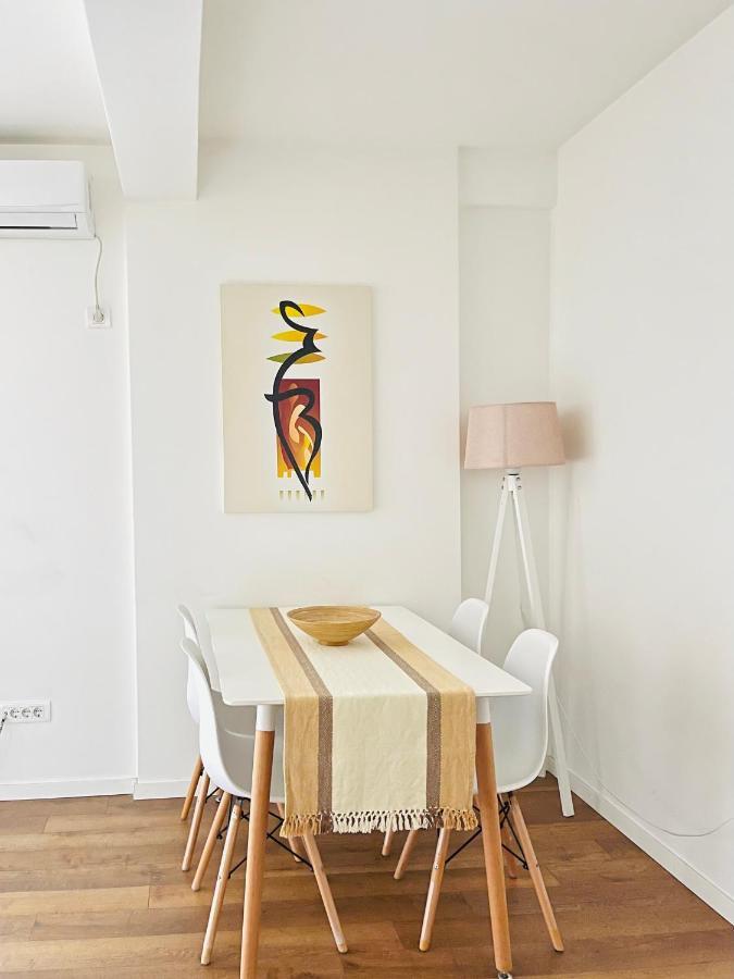 Tower Apartment Pristina Eksteriør bilde